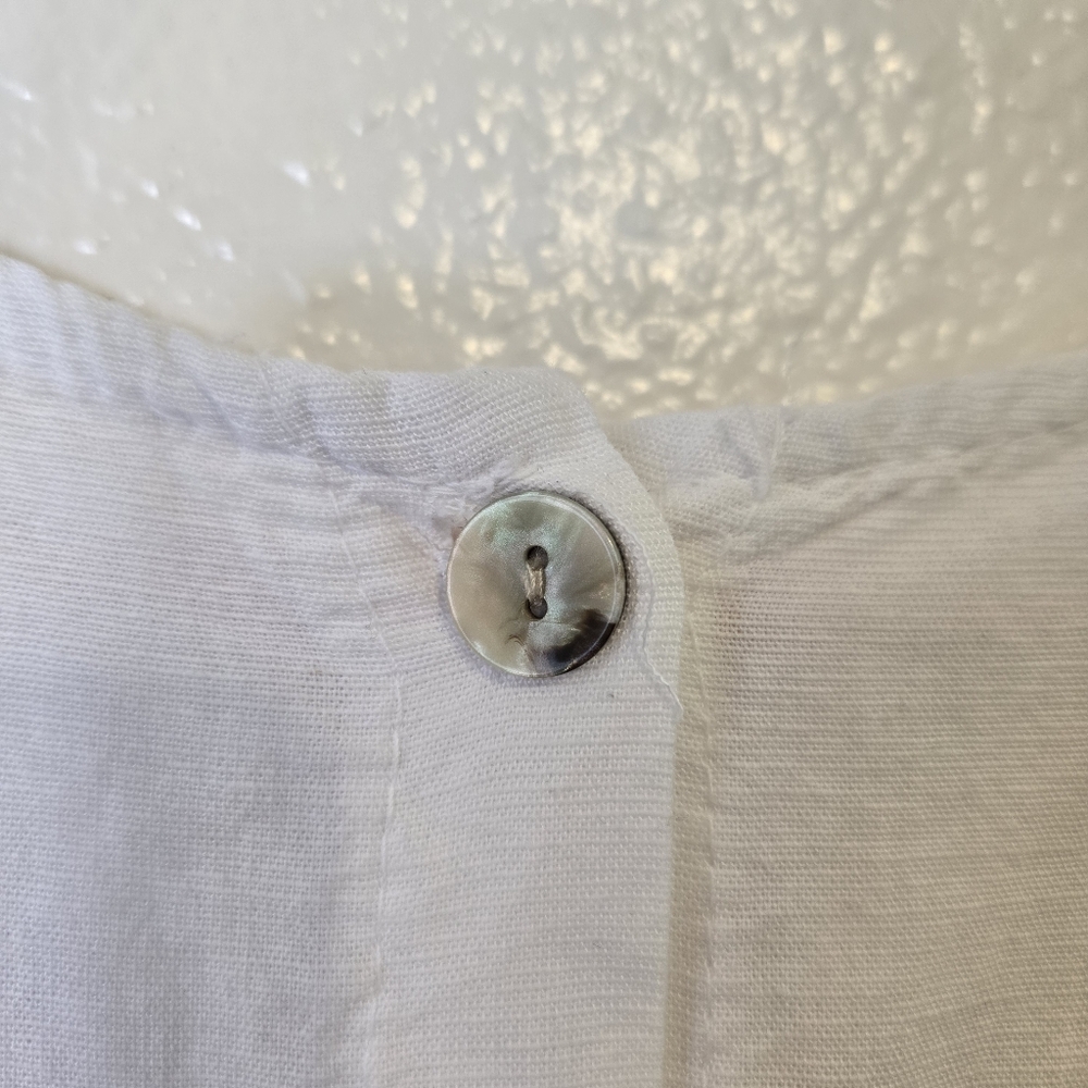 ME & GEE Italy Top Linen Cotton Ruffle Sleeve Peplum Abalone Button Up Back NWT - Picture 5 of 7